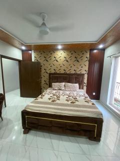 2BHK Sami Fearnish appartment Available For gusts - 4