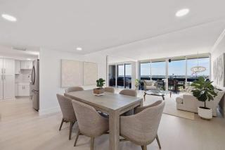 Renovated Two Bedroom Condo with Lake Views - 9