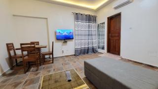 Amivi Plaza - 1