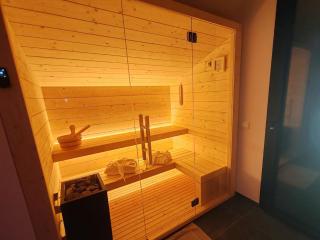 Aurora Rooms and Suite - 8