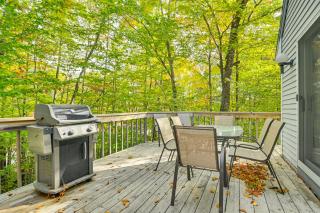 Hike, Leaf-Peep, Ski Hideaway with Private Hot Tub! - 9