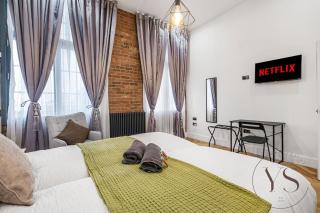 4BR Apt in Central Birmingham Games Room & Free Parking - 5