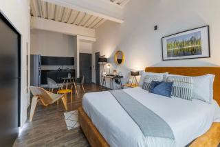JA 302 Urban Loft Escape Designed for Nomads - 9