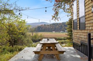 Haven Tiny House w hot tub on river near Stowe - 7