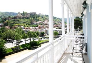 Old Metekhi By OldTown - 9