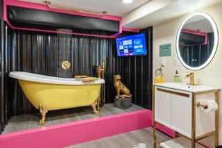 2BR Suite at Smuggler's Notch with sauna hot tub arcade & river - 4