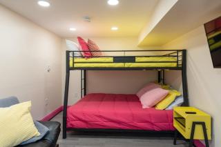 2BR Suite at Smuggler's Notch with sauna hot tub arcade & river - 2