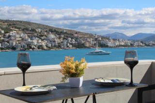 TopView Apartment In front of Saranda Port - 3