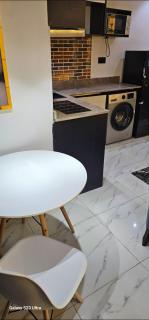 Ladi's place Anthony Ikeja - 5