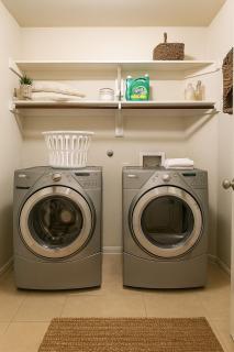 Spacious 3BR Home w Game Room, Gym & Study - 3
