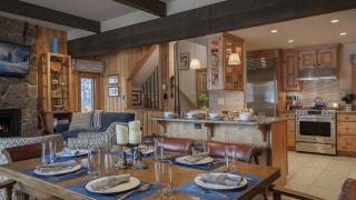 Right-O-Way Chalet - 5