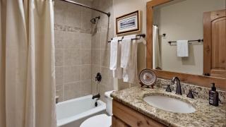 Right-O-Way Chalet - 2