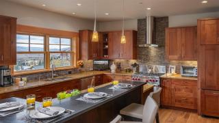 Sunshine Peak Chalet - 8