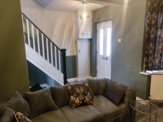 Parkdale-2 Bedroom House in Sheldon Birmingham - 6