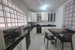 Refúgio Urbano Piscina, Churrasqueira e Conforto - 6