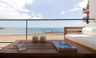 Extra Luxurious Apartment on the Beachfront. - 0