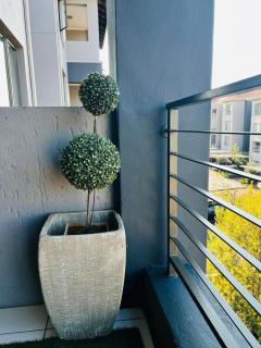 Lonehill Luxury Apartment - 4