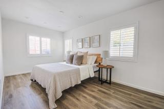 Bright & Charming 3BR Home 10 Mins from Venice Beach - 3