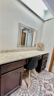 Rare to find 2 bedrooms 1 King bed & 2 Twins beds 2 bathrooms - 1