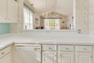 Family-Friendly Condo at Barefoot Resort - Beach Golf & Balcony - 3rd Floor - 1