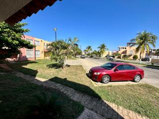 Entire House in a Beautiful Private Subdivision - 9
