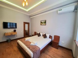 TAGAYEV B&B Elegant Hotel - 7