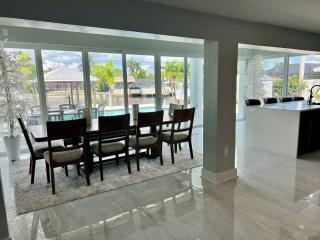 Luxury Seabreeze Retreat - 6
