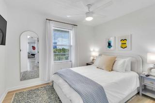 Grand Caribbean 201- One bedrooms sleeps 6 w bunks - 2