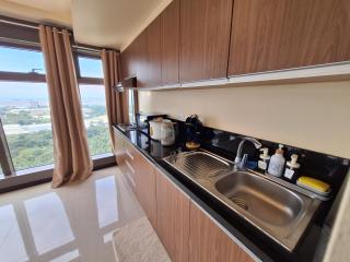 Manila Bay View Staycation at The Radiance - 1