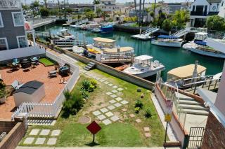 Steps to Lido Village and the Marina Heart of Lido Island 2 Car Garage - 7