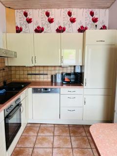 Central and Spacious Apartment for 8 - 2