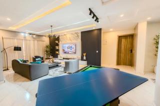 2 Bedroom Sabolak Suite Oak - 9