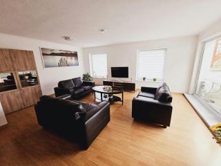 Spacious Apartment for 9 - 5