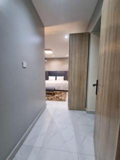 1 Bedroom Apt Sabolak Suite Haven - 2