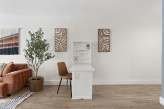 Walk to Old Town - 1BR Condo, Heated Pool and Patio - 8