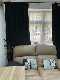 A Comfortable and Cosy Bedroom - 7