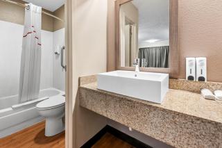 Red Roof Inn Columbus West - Hilliard - 1