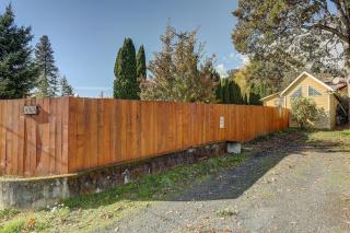 Pet Friendly Waveseeker Private Yard - 4