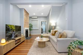 Jack's Urban Terrace #6 - 0