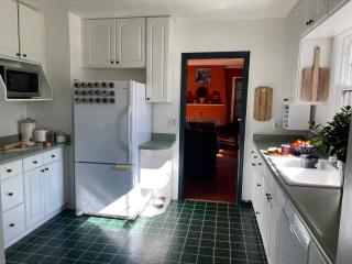 North Portland 2BR Garden Home - Walk to shops, food and transit - 5