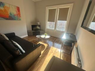 Bewick Apartments - 5