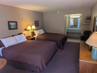 Coach Stop Motel - 4