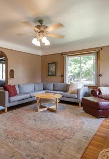 Charming Historic 4 bed -Nearby Eats, Brewery, Shops, Park - 3