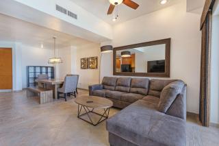 Las Palomas Cortez 805 Luxury Beachfront 1BR for 4 - 4