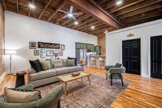 *Downtown* Historic Strand Theater Loft - 0