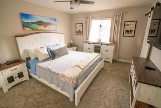 Stylish Tempe Home with Private Pool and Mins to ASU - 4