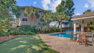 Private Pool Putting Green Steps to Isle of Palms Beach Paradise on Palm - 8