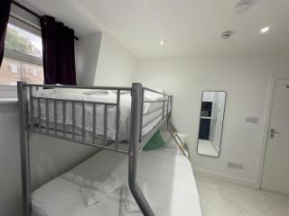 Cosy Paddington Apartments - 8