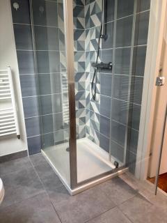 Le premier etage indépendant dans une maison avec grand parc - 2