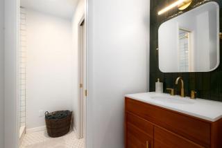 Blue & Gold Haven - 3B 2BA House Close to ND Stadium - South Bend - 2